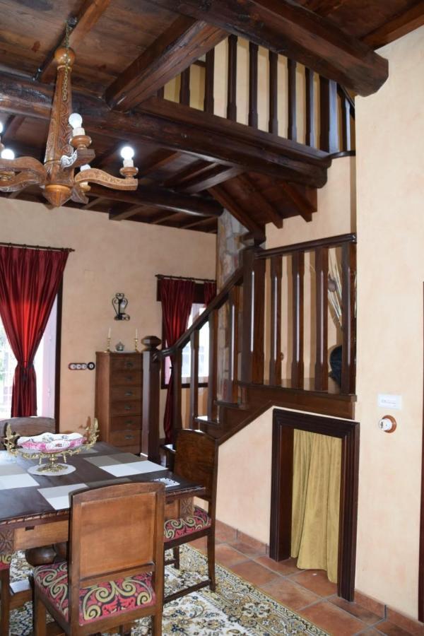 O Toxal Villa Monforte De Lemos Exterior photo